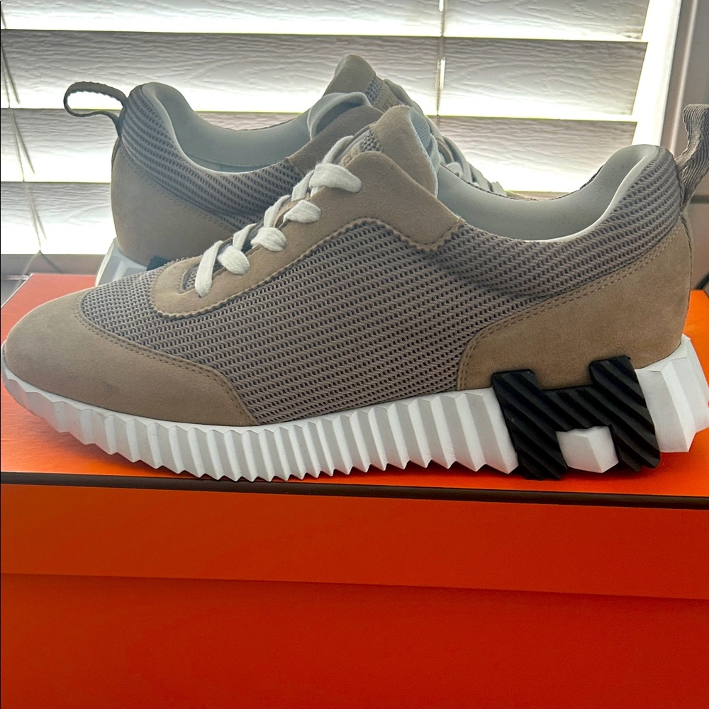 Hermes Bouncing Sneakers (Beige Camel)